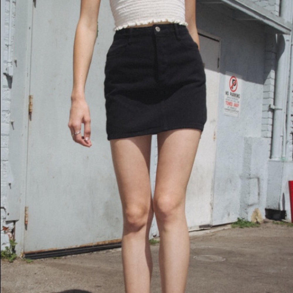 Brandy Melville Black Denim Skirt